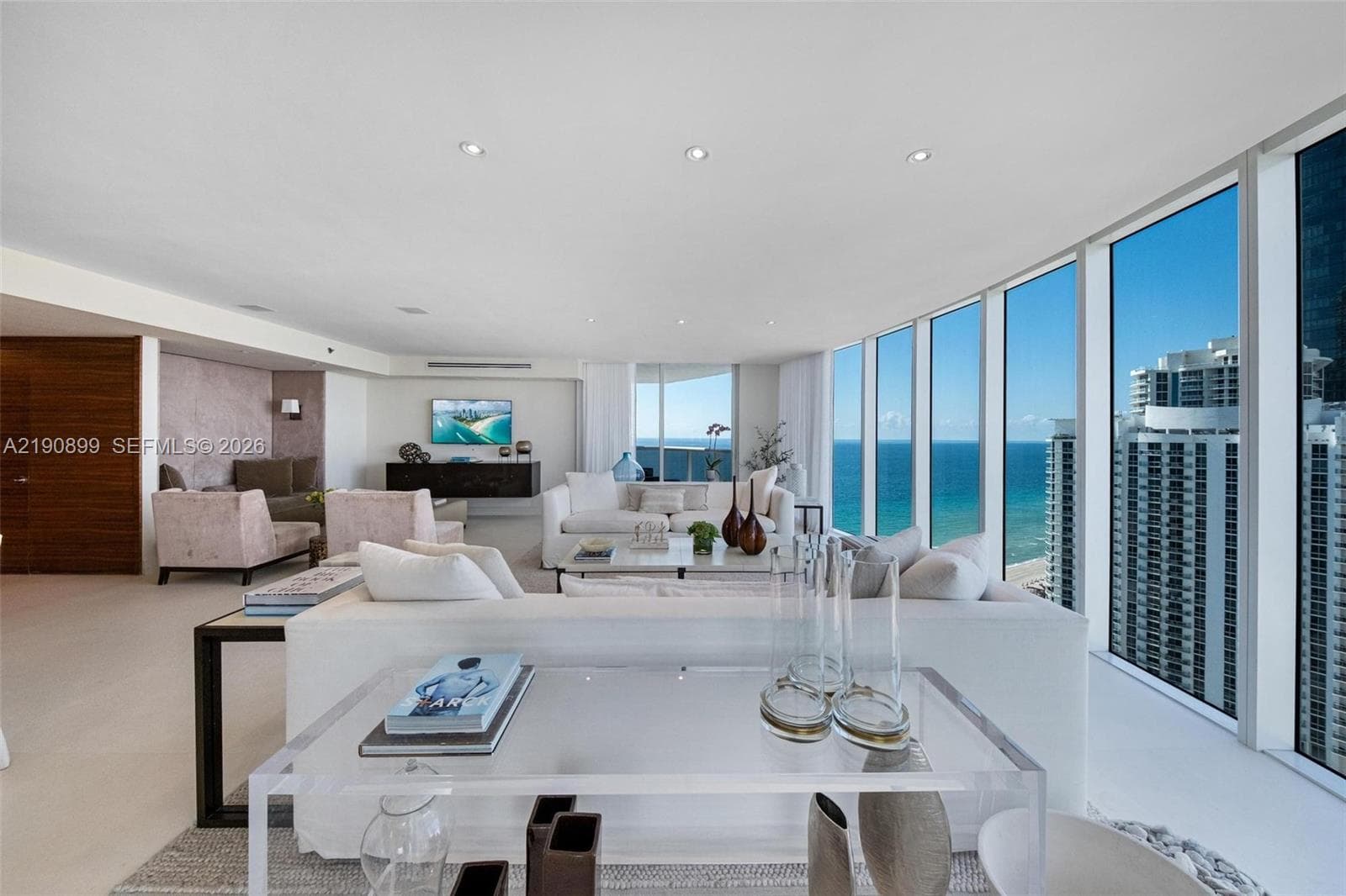 18911 Collins Ave # 2705, Sunny Isles Beach FL 33160, exterior