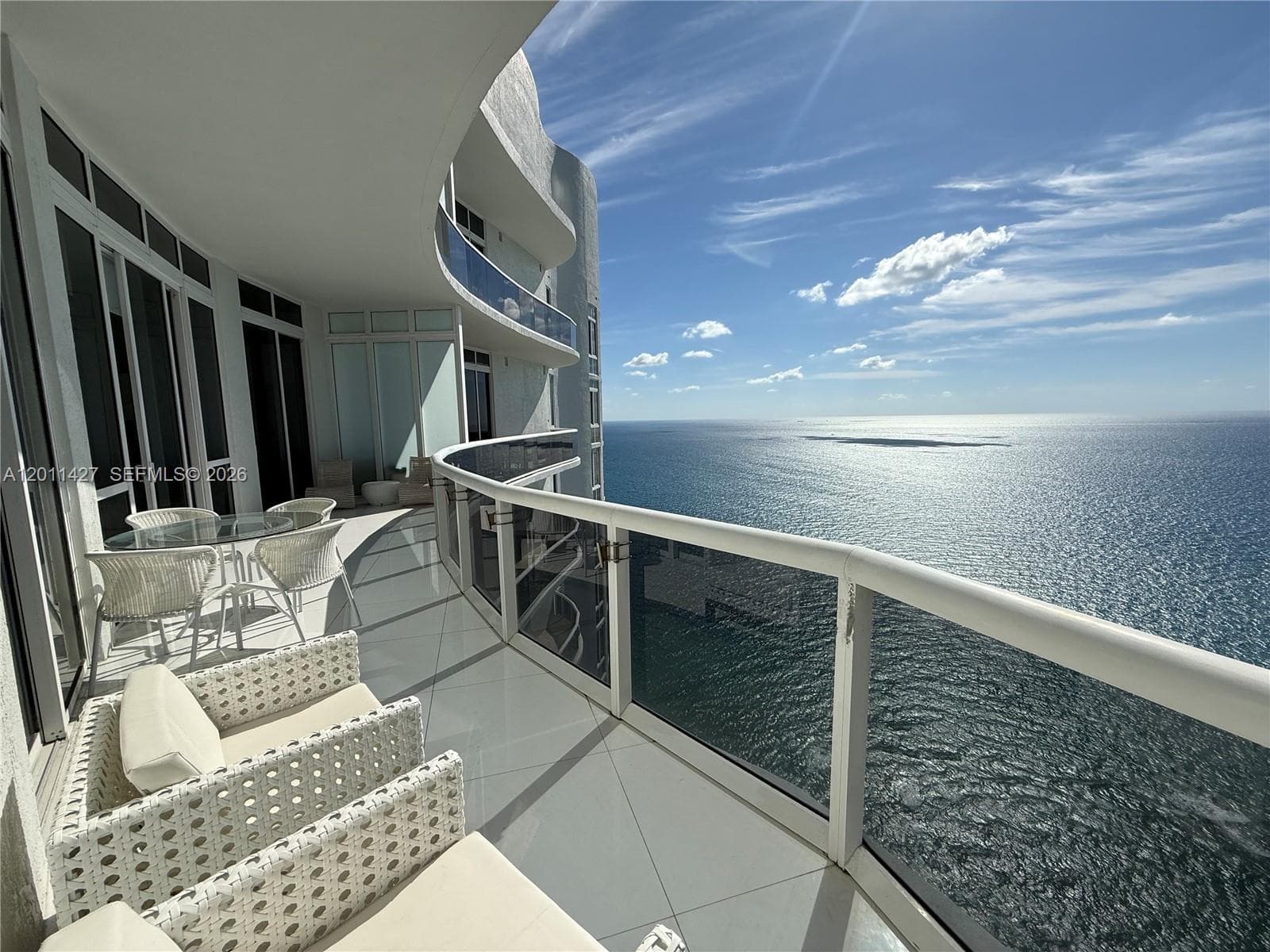 15811 Collins Ave # 4207, Sunny Isles Beach FL 33160, exterior