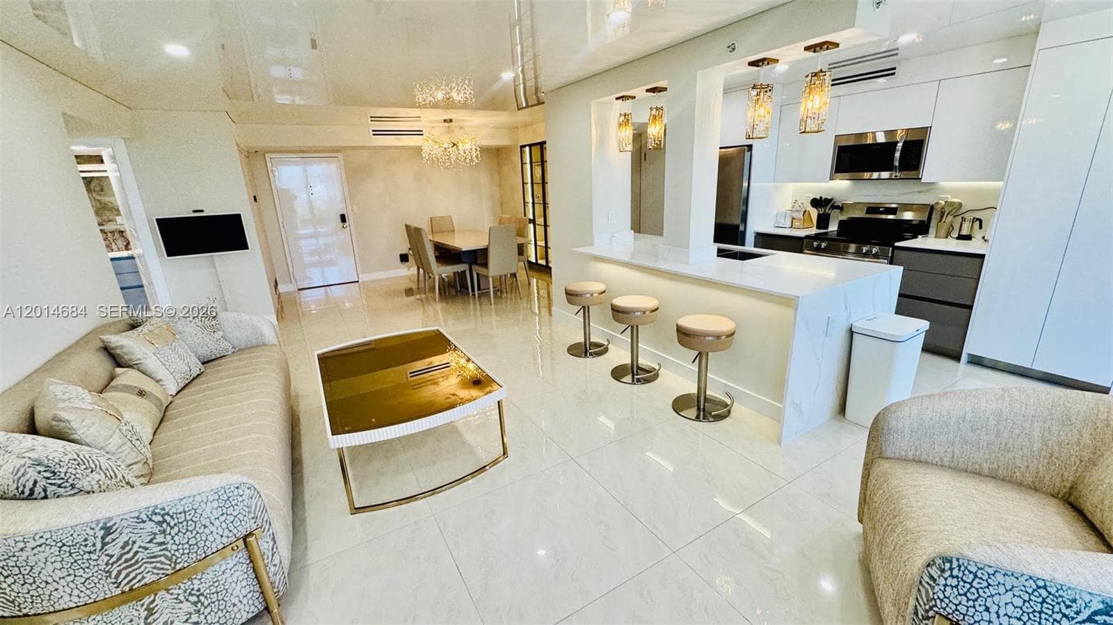 210 174th St # 811, Sunny Isles Beach FL 33160, exterior