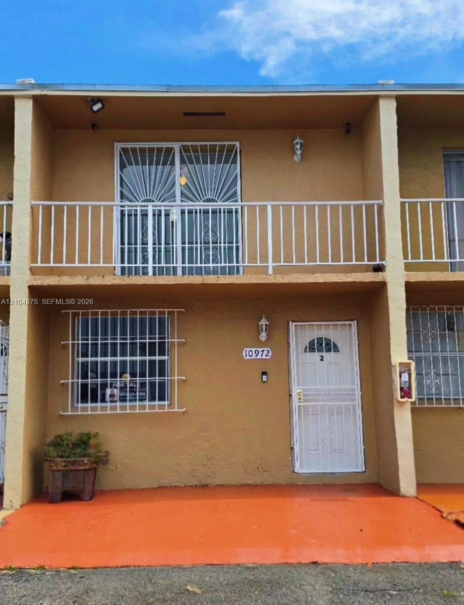 10972 SW 4th St # J2, Sweetwater FL 33174, exterior