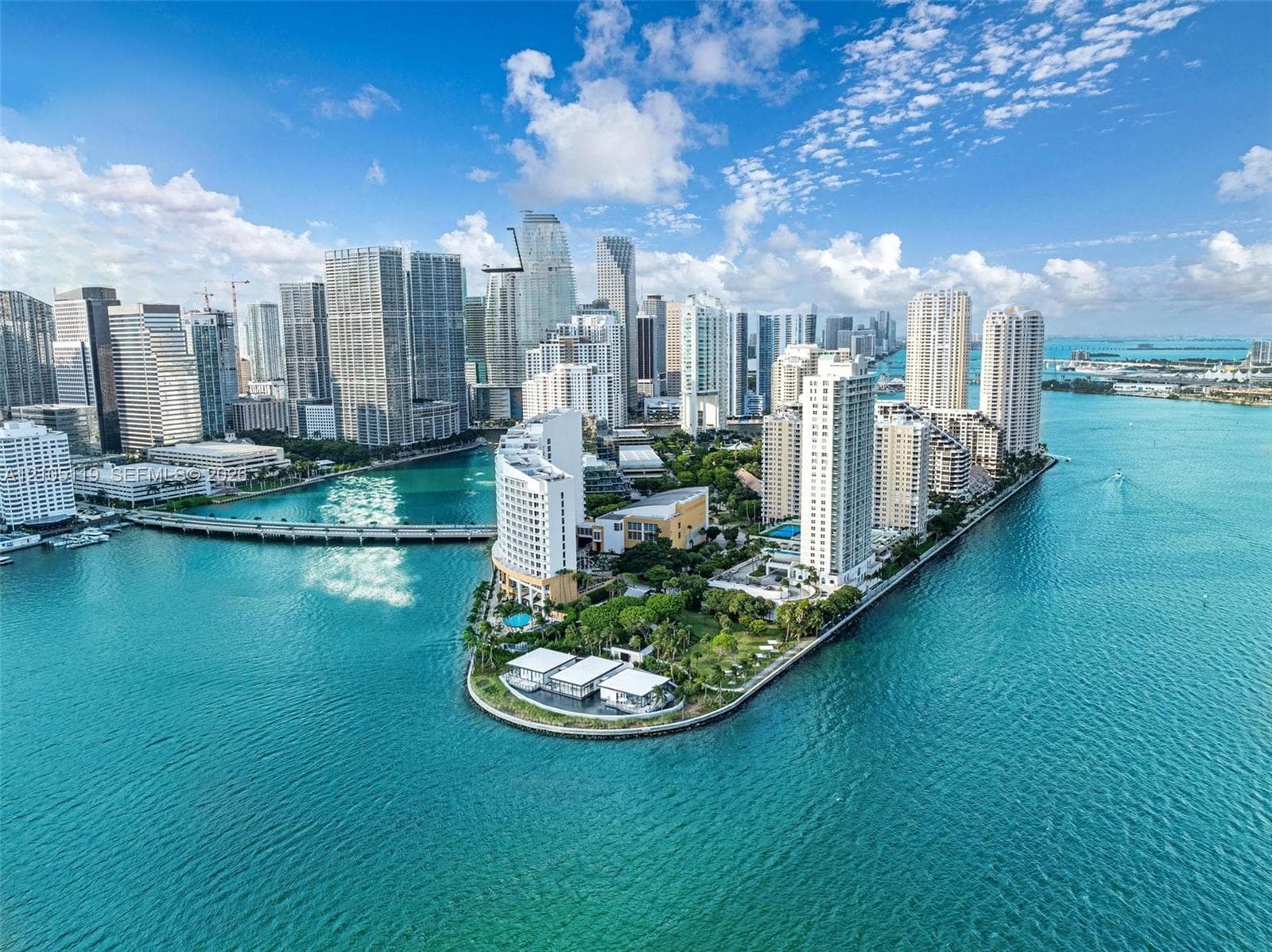 770 Claughton Island Dr # 1802, Miami FL 33131, exterior