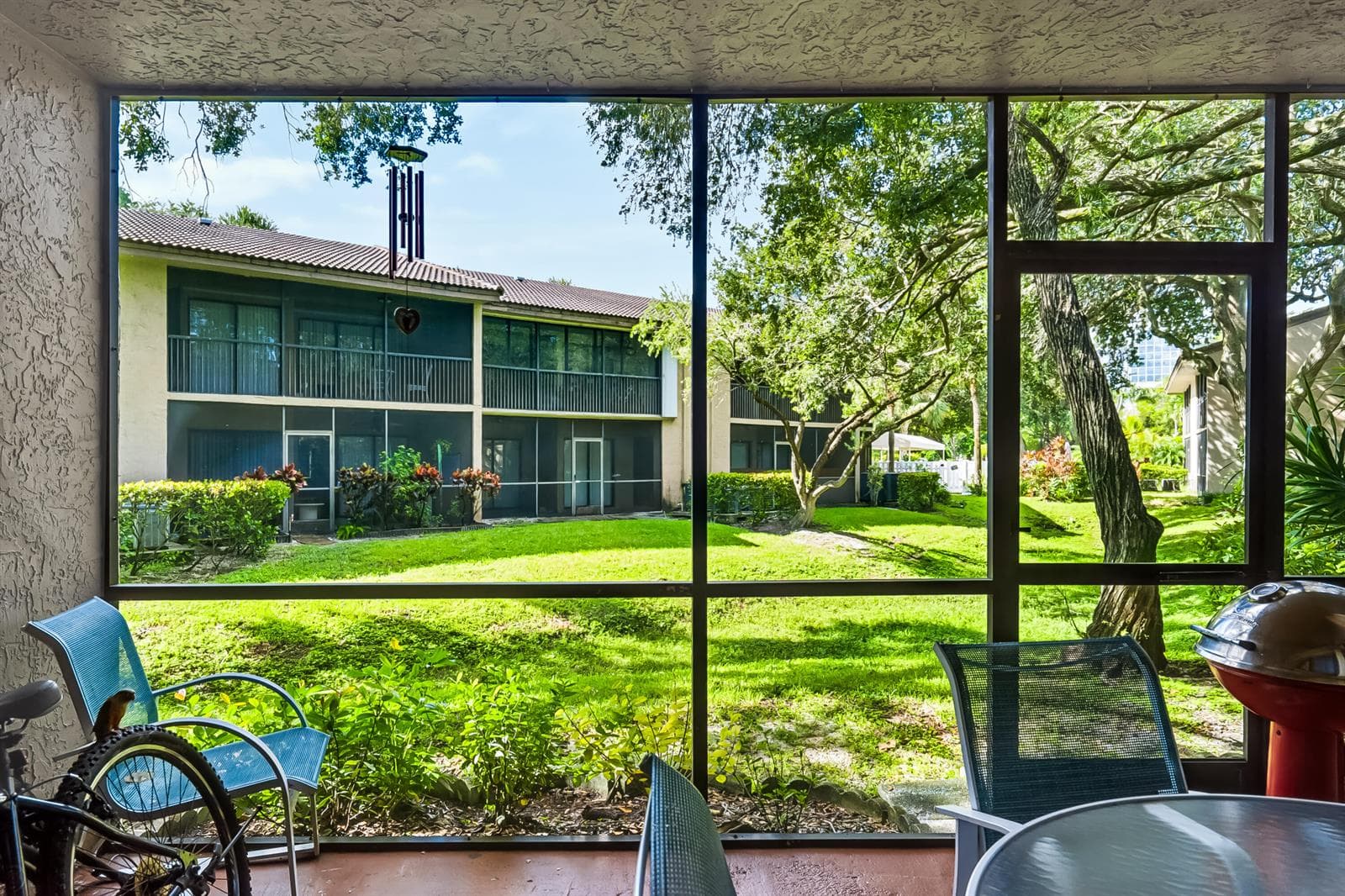 9505 NW 2nd Place, Coral Springs FL 33071, exterior