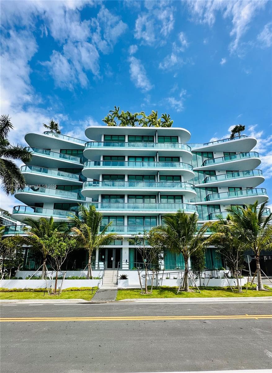 9901 W Bay Harbor Dr # 505, Bay Harbor Islands FL 33154, exterior