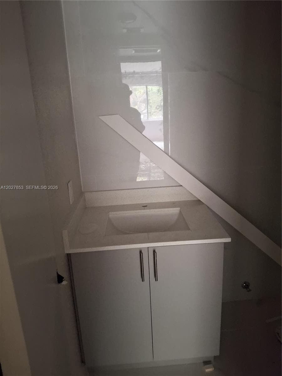 13480 NE 6th Ave # 207, North Miami FL 33161, exterior