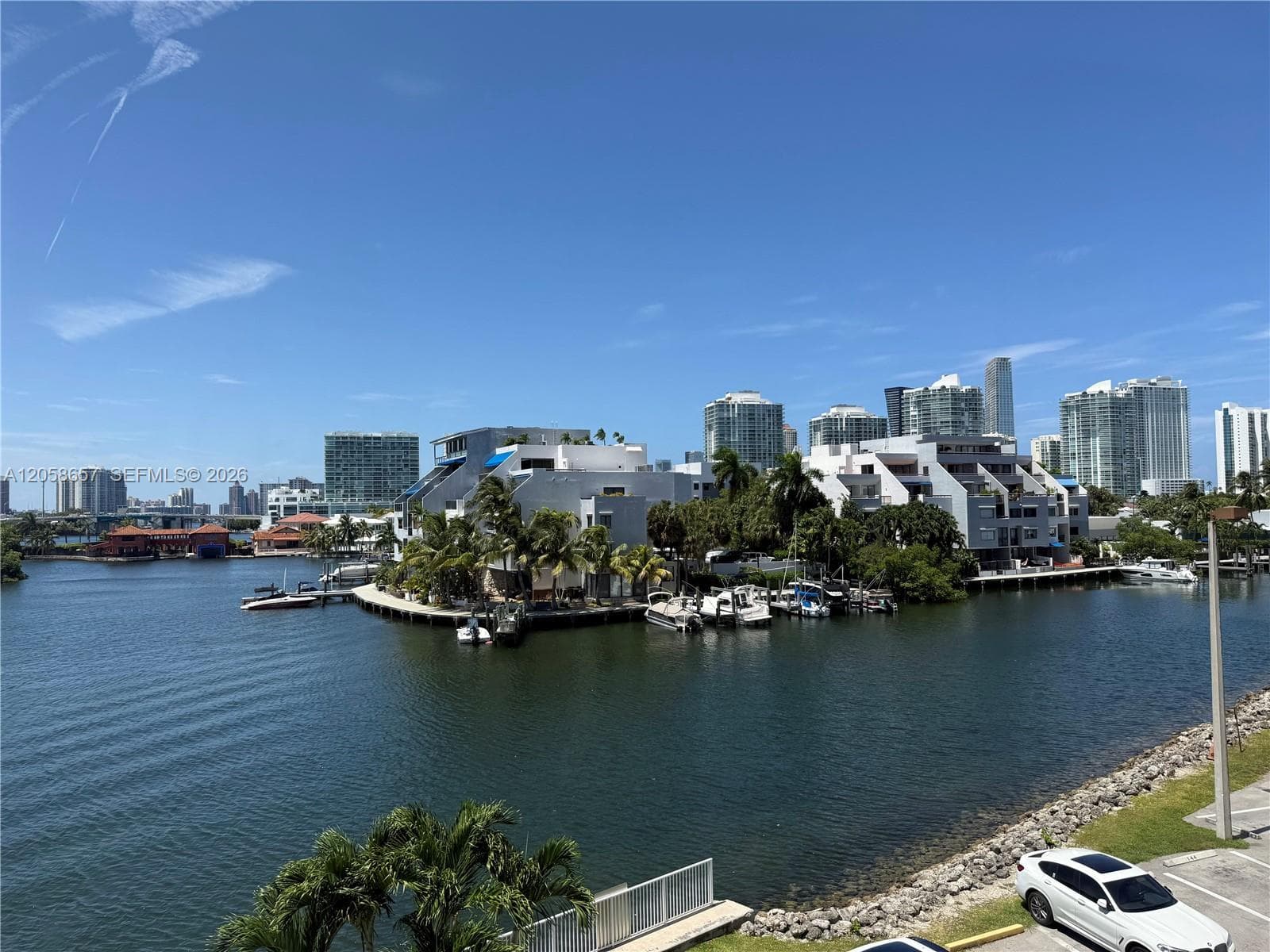 400 Kings Point Dr # 311, Sunny Isles Beach FL 33160, exterior