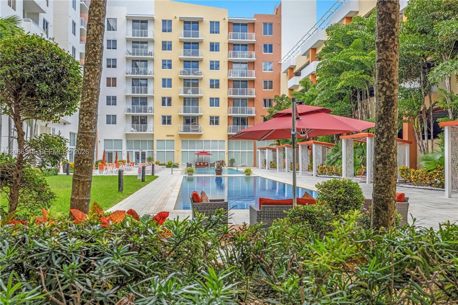 2775 NE 187th St # 120, Aventura FL 33180, exterior