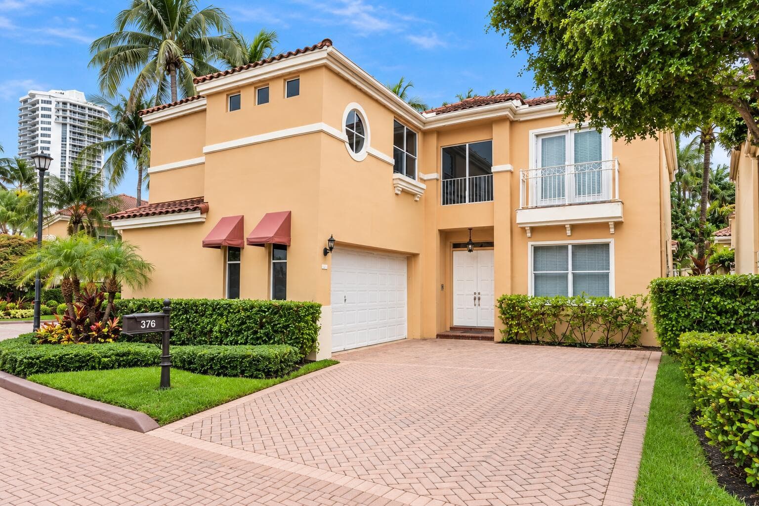 3728 NE 208TH Terrace, Aventura FL 33180, exterior