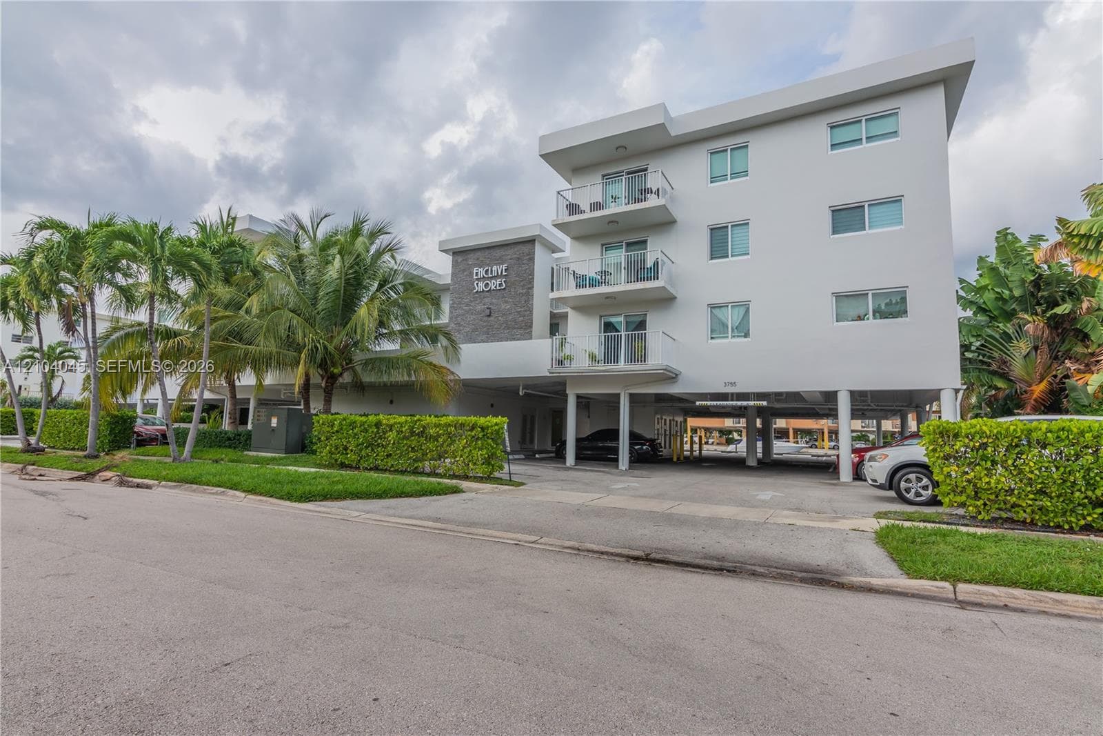3755 NE 167th St # 8, North Miami Beach FL 33160, exterior