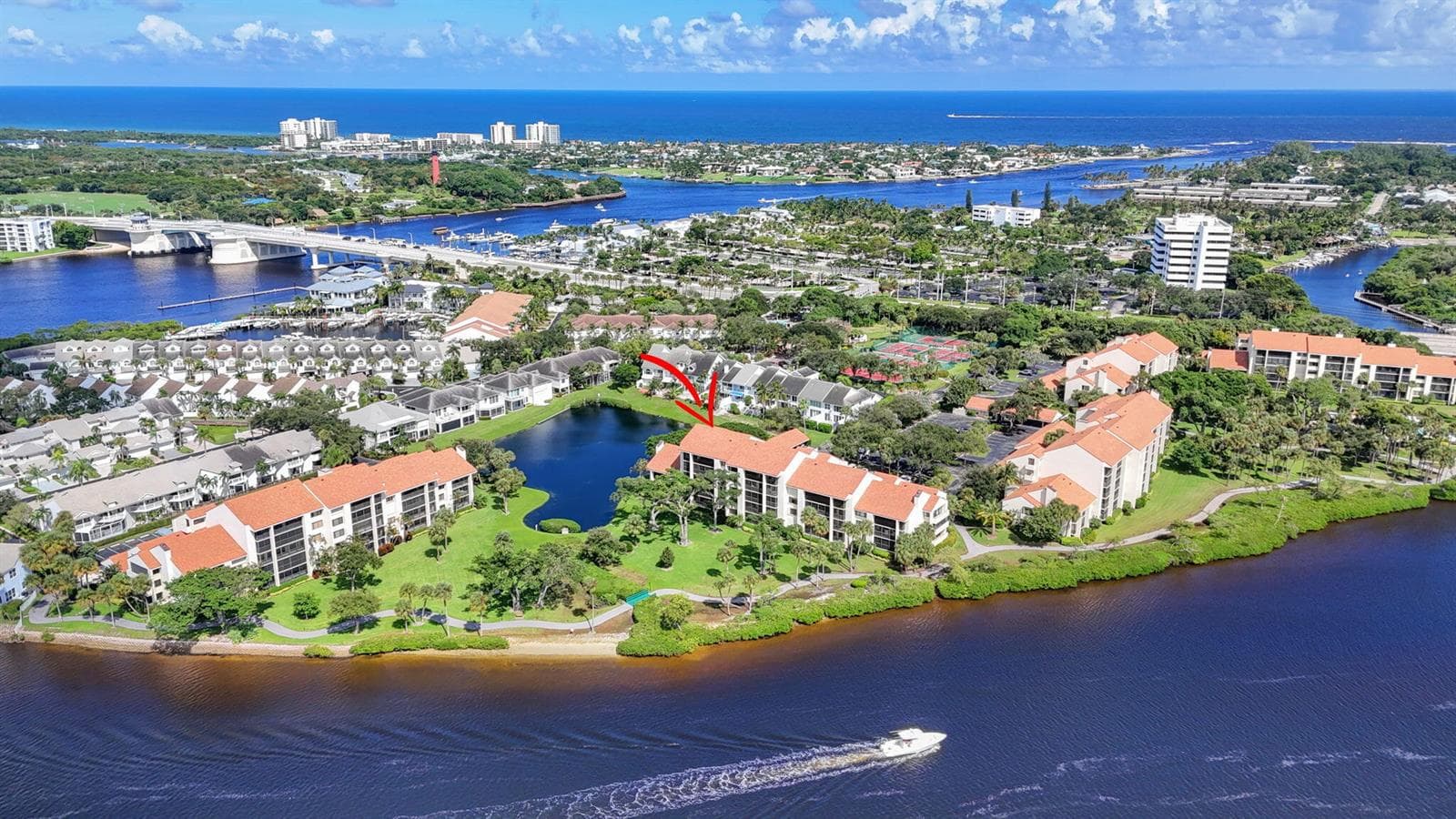 1000 N US Highway 1, Jupiter FL 33477, exterior