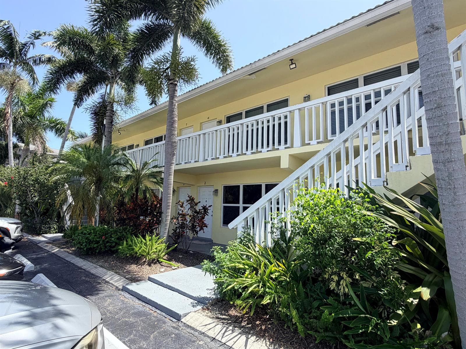 2120 NE 42ND Court # 3, Lighthouse Point FL 33064, exterior